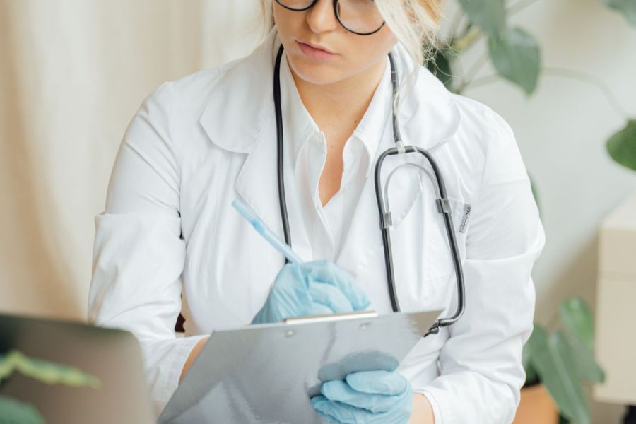 Fixer un RDV de consultation avec un médecin à Ecublens
